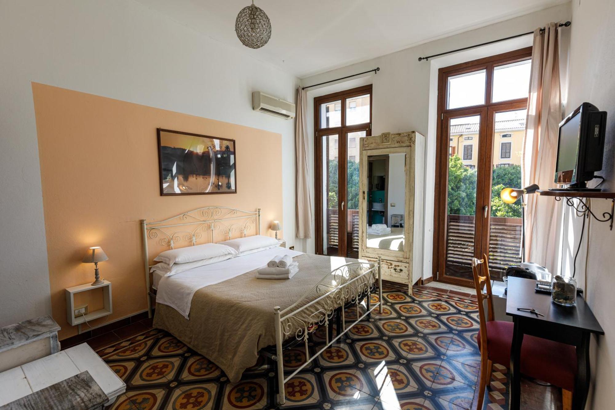 Onlyrooms III - Recommended For Under 30S Cagliari Rom bilde