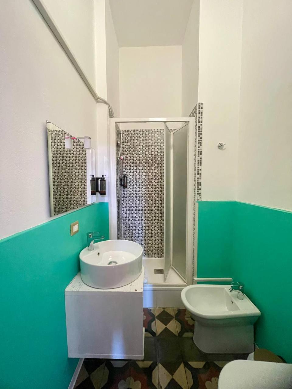 Onlyrooms III - Recommended For Under 30S Cagliari Eksteriør bilde